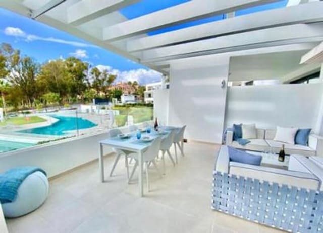 2 slaapkamer Appartement te huur in La Alquería, Estepona met zwembad garage - € 3.500 (Ref: 10164072)