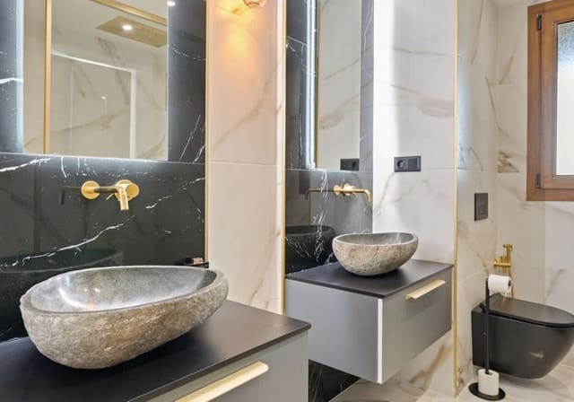 Apartamento de 3 habitaciones en El Paraiso, Estepona en alquiler con piscina garaje - 3.500 € (Ref: 10164073)