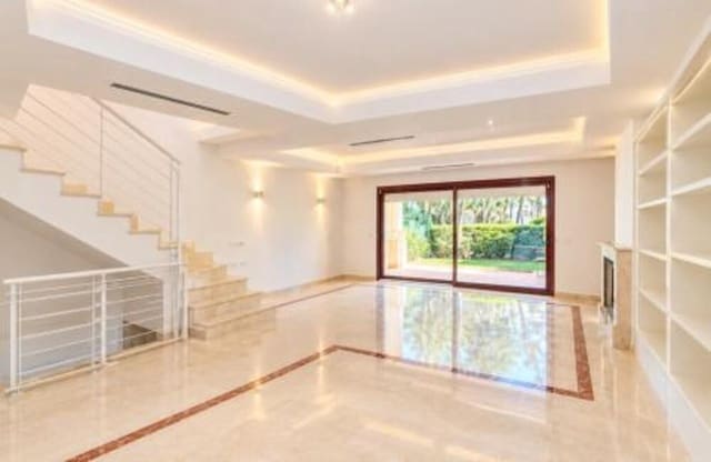 3 camera da letto Casa da affittare in La Dama de Noche - La Alzambra, Marbella con piscina garage - 2.900 € (Rif: 10166006)