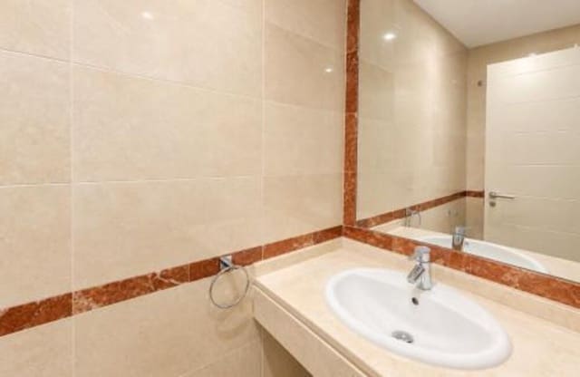 3 camera da letto Casa da affittare in La Dama de Noche - La Alzambra, Marbella con piscina garage - 2.900 € (Rif: 10166006)