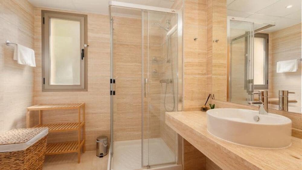 3 chambre Appartement à vendre à Benahavis avec piscine garage - 550 000 € (Ref: 10166007)