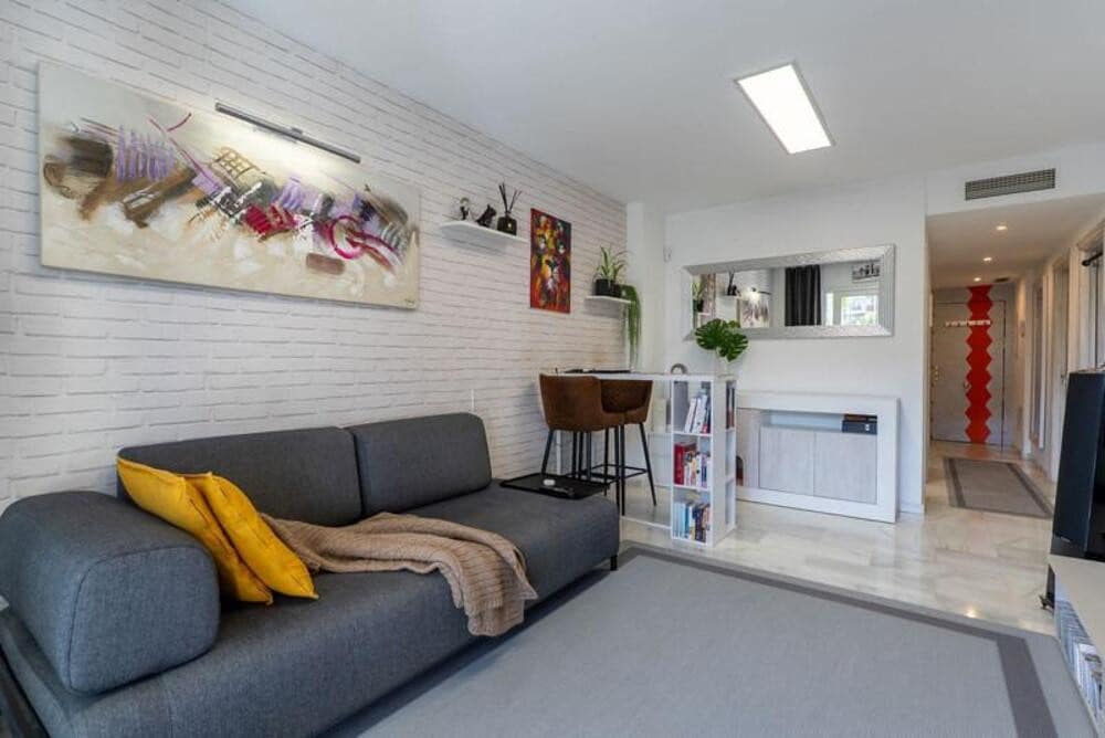 2 bedroom Apartment for sale in Riviera del Sol with pool garage - € 320,000 (Ref: 10166008)