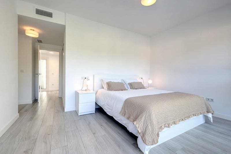 3 Zimmer Penthouse zu vermieten in Benahavis mit Pool Garage - 3.250 € (Ref: 10166009)