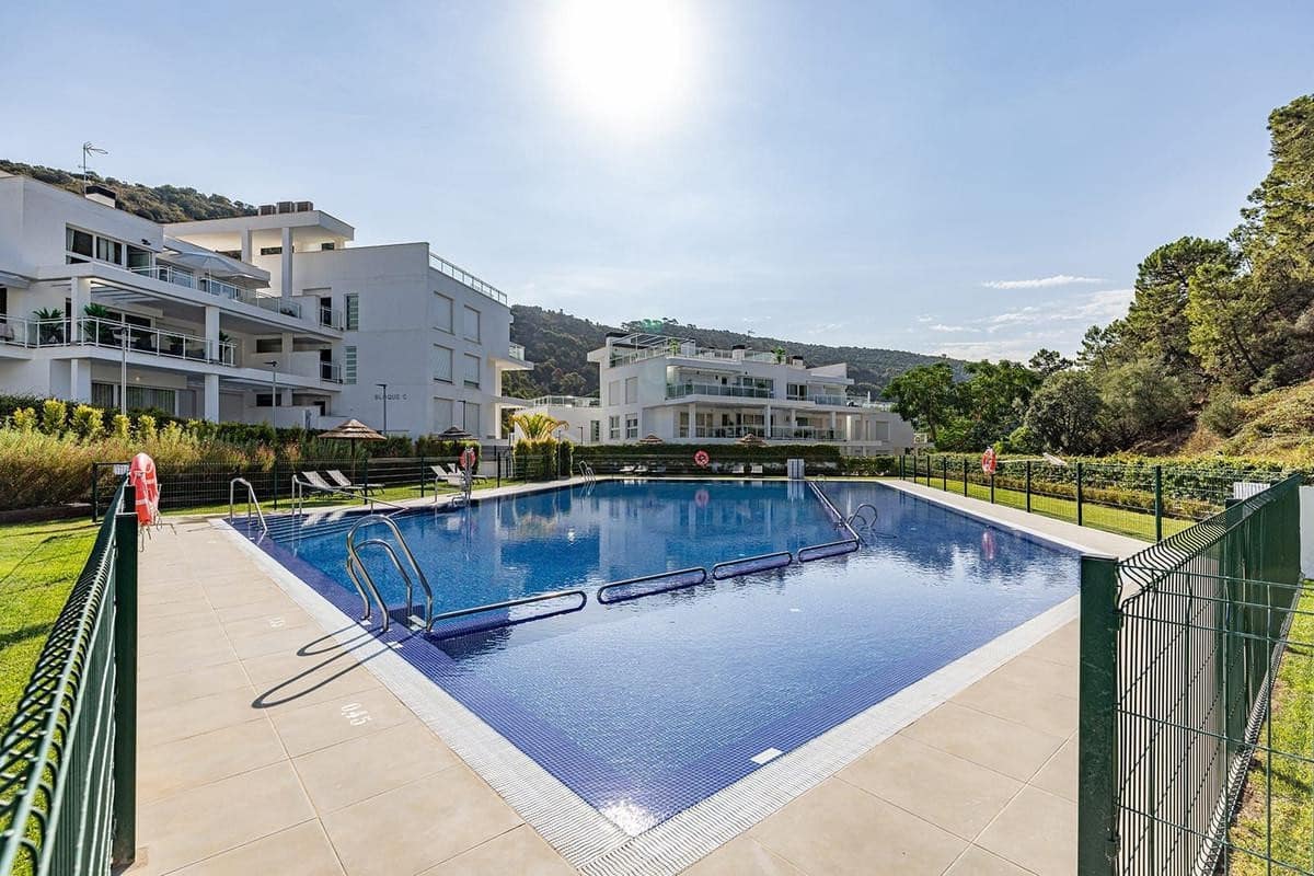 3 Zimmer Penthouse zu vermieten in Benahavis mit Pool Garage - 3.250 € (Ref: 10166009)