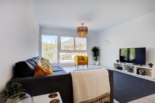 3 Zimmer Penthouse zu vermieten in Benahavís pueblo, Benahavís mit Pool Garage - 3.250 € (Ref: 10166009)