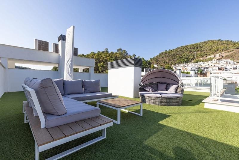 3 Zimmer Penthouse zu vermieten in Benahavis mit Pool Garage - 3.250 € (Ref: 10166009)