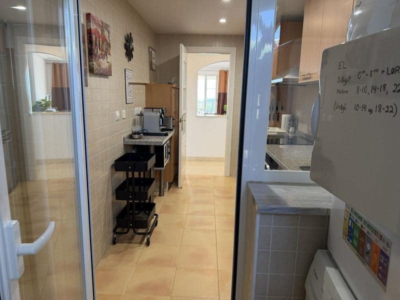 3 Zimmer Apartment zu vermieten in Benahavis mit Pool Garage - 2.300 € (Ref: 10166010)
