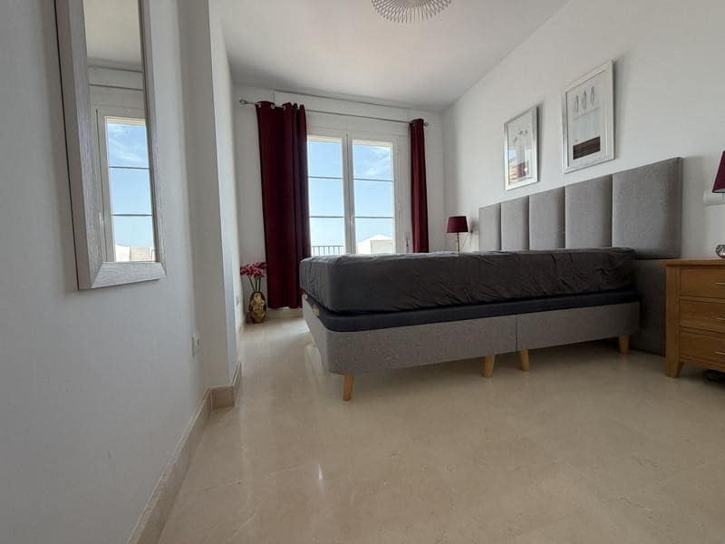 3 Zimmer Apartment zu vermieten in Benahavis mit Pool Garage - 2.300 € (Ref: 10166010)