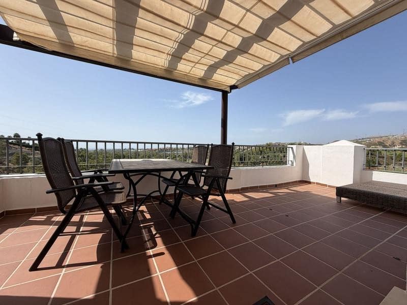3 Zimmer Apartment zu vermieten in Benahavis mit Pool Garage - 2.300 € (Ref: 10166010)