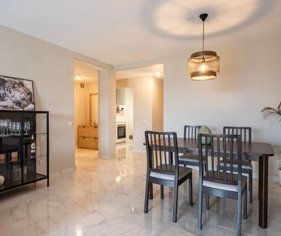 2 soverom Leilighet til leie i Aloha Golf, Marbella med svømmebasseng garasje - € 2 000 (Ref: 10168084)