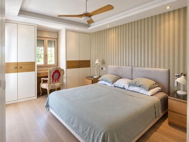 5 Zimmer Villa zu vermieten in Atalaya-Isdabe, Estepona mit Pool Garage - 4.950 € (Ref: 10168085)
