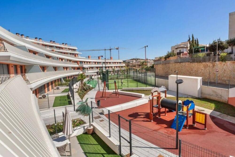 2 soveværelse Lejlighed til salg i El Chaparral med swimmingpool garage - € 315.000 (Ref: 10168086)