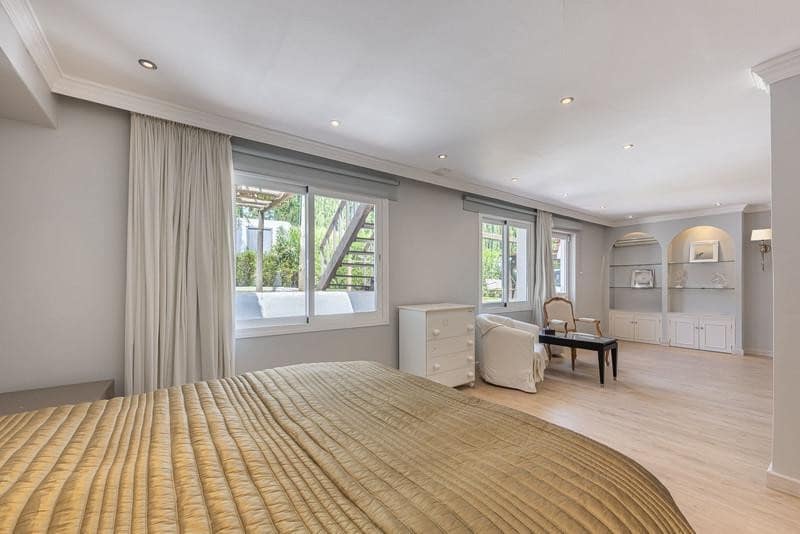 4 Zimmer Villa zu vermieten in Marbella mit Pool Garage - 7.500 € (Ref: 10168087)