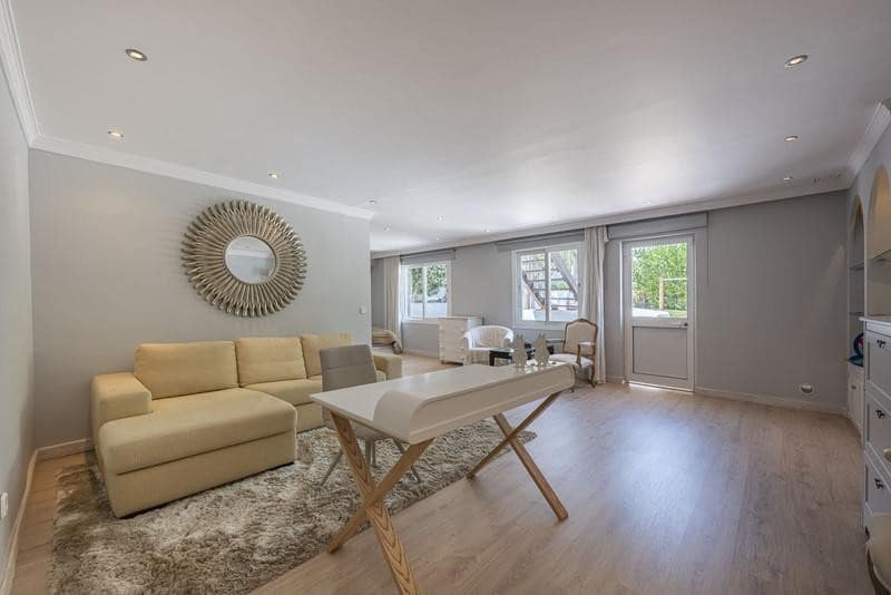 4 Zimmer Villa zu vermieten in Marbella mit Pool Garage - 7.500 € (Ref: 10168087)