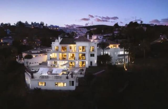 10 sovrum Villa att hyra i El Paraíso, Benahavís med pool garage - 30 000 € (Ref: 10168088)