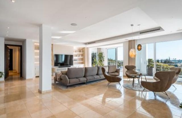 10 sovrum Villa att hyra i El Paraíso, Benahavís med pool garage - 30 000 € (Ref: 10168088)