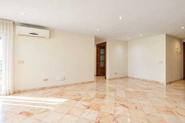 Apartamento de 2 habitaciones en Ricardo Soriano, Marbella en venta con garaje - 545.000 € (Ref: 10170478)