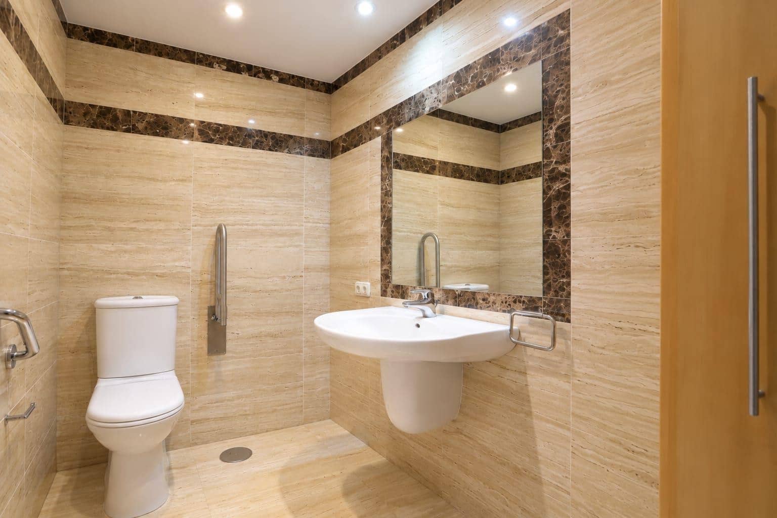 Apartamento de 2 habitaciones en Marbella en venta con garaje - 545.000 € (Ref: 10170478)
