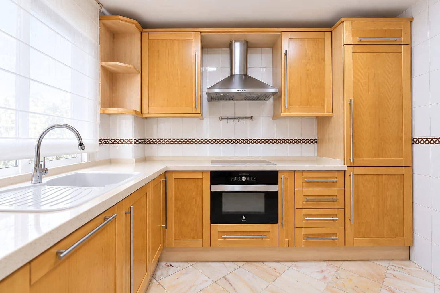 Apartamento de 2 habitaciones en Marbella en venta con garaje - 545.000 € (Ref: 10170478)