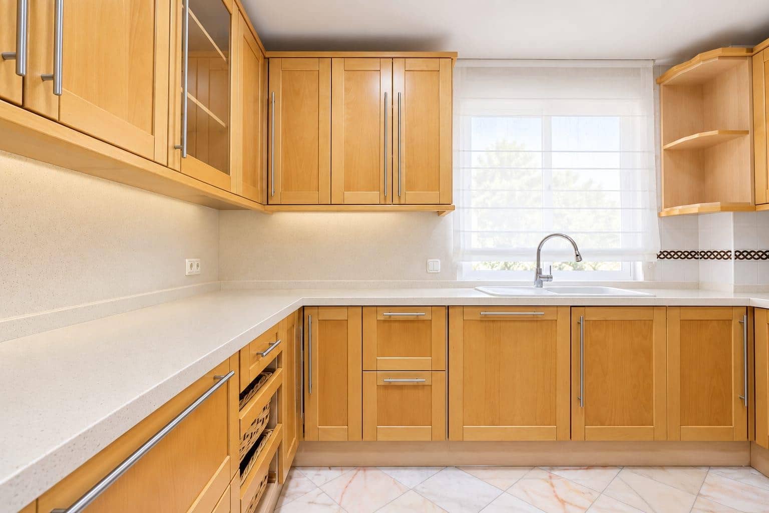 Apartamento de 2 habitaciones en Marbella en venta con garaje - 545.000 € (Ref: 10170478)