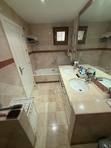 3 Zimmer Apartment zu vermieten in Nagüeles Alto, Marbella mit Pool Garage - 2.000 € (Ref: 10170483)