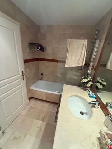 3 Zimmer Apartment zu vermieten in Nagüeles Alto, Marbella mit Pool Garage - 2.000 € (Ref: 10170483)