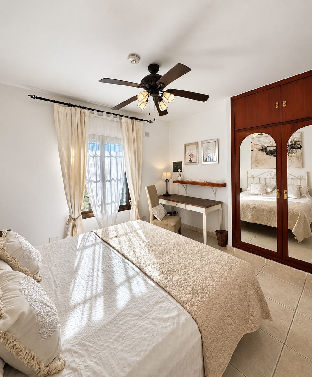 3 camera da letto Villa in vendita in El Chaparral con piscina garage - 725.000 € (Rif: 10173120)