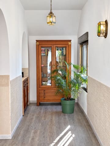3 soverom Villa til salgs i El Chaparral, Mijas med svømmebasseng garasje - € 725 000 (Ref: 10173120)