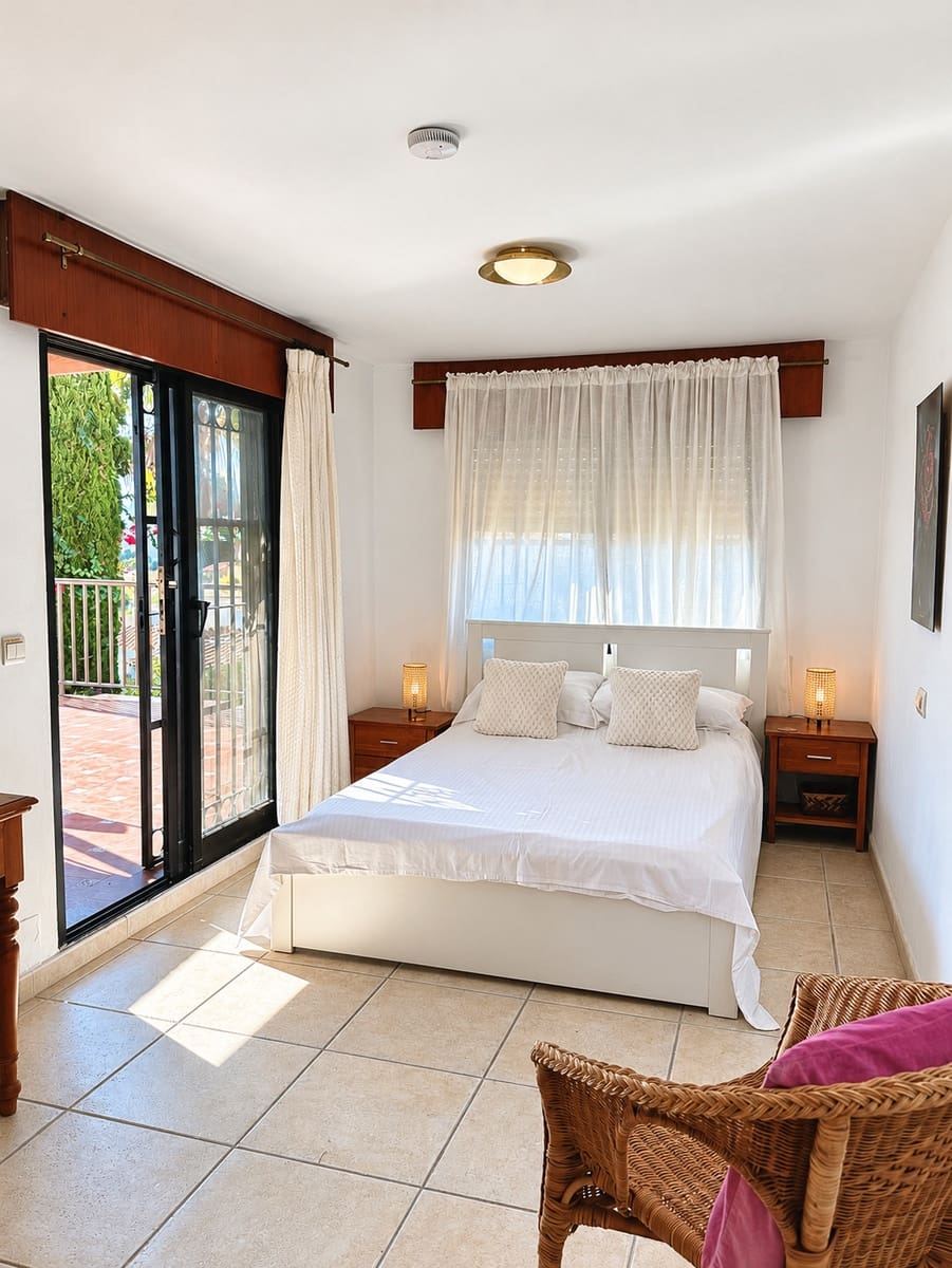 3 camera da letto Villa in vendita in El Chaparral con piscina garage - 725.000 € (Rif: 10173120)