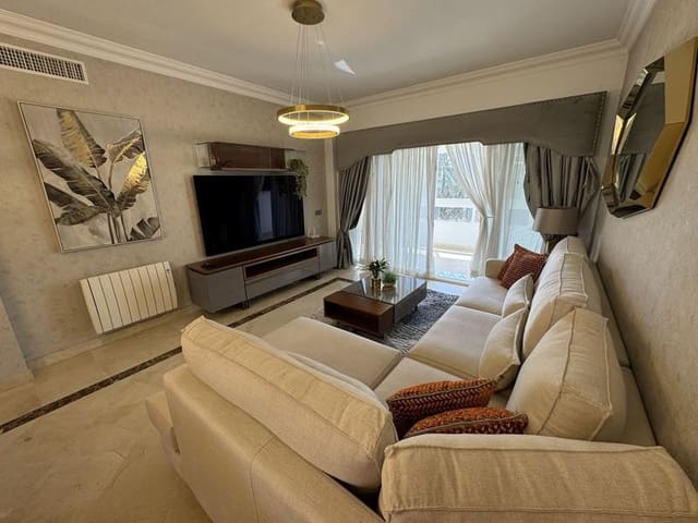 2 camera da letto Appartamento da affittare in Los Flamingos, Benahavís con piscina garage - 3.000 € (Rif: 10176175)