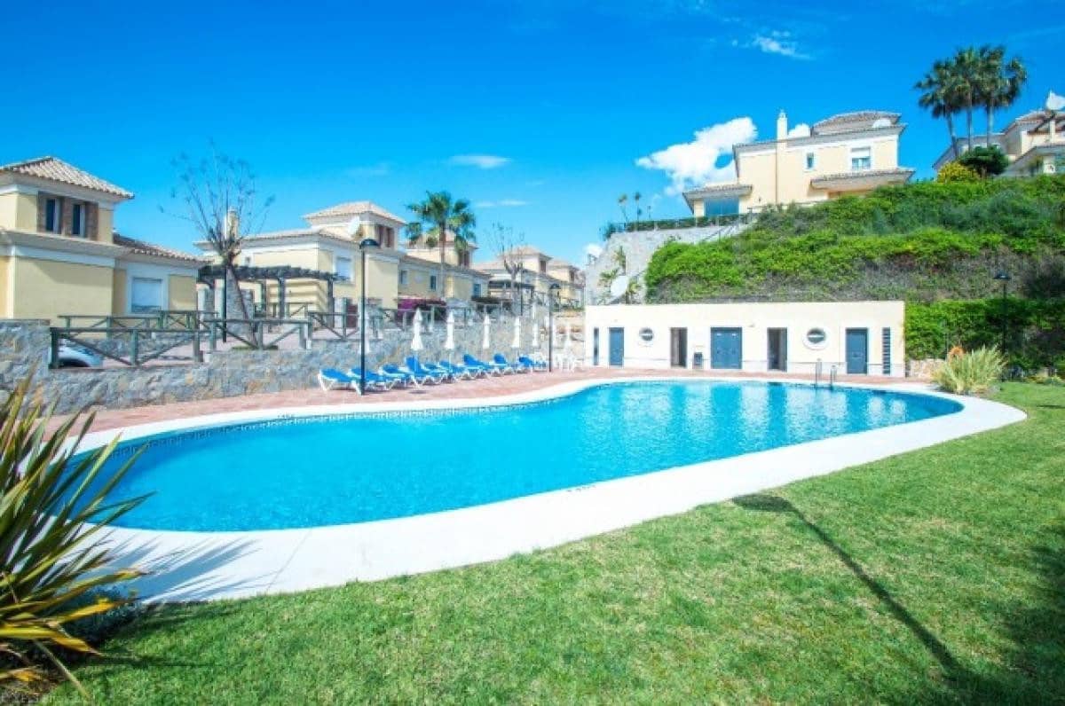 3 sovrum Semi-fristående Villa att hyra i Marbella med pool garage - 3 500 € (Ref: 10179723)