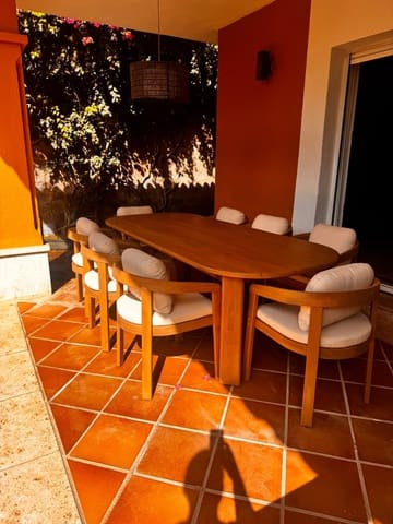3 sovrum Semi-fristående Villa att hyra i Santa Clara, Marbella med pool garage - 3 500 € (Ref: 10179723)