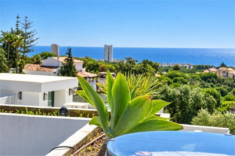 4 soverom Villa til leie i Marbella med svømmebasseng garasje - € 9 500 (Ref: 10179724)