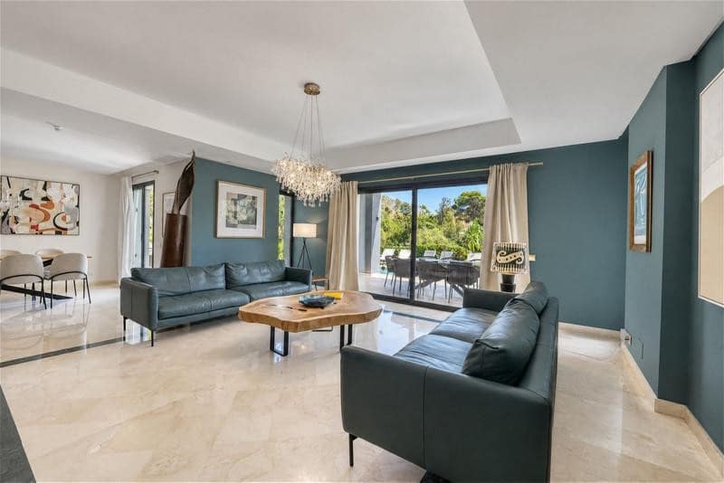 4 soverom Villa til leie i Marbella med svømmebasseng garasje - € 9 500 (Ref: 10179724)