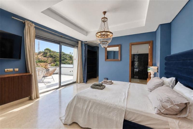 4 soverom Villa til leie i Marbella med svømmebasseng garasje - € 9 500 (Ref: 10179724)