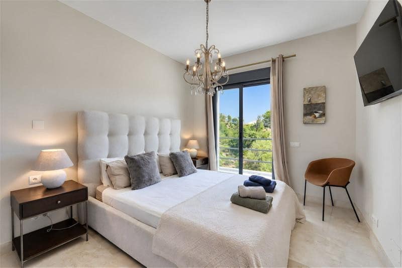 4 soverom Villa til leie i Marbella med svømmebasseng garasje - € 9 500 (Ref: 10179724)