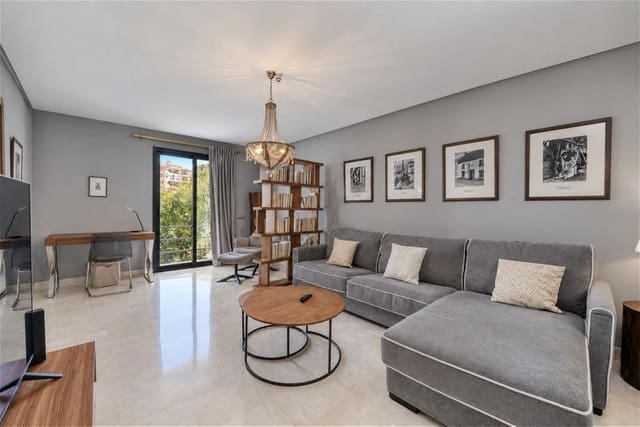 4 soverom Villa til leie i Elviria, Marbella med svømmebasseng garasje - € 9 500 (Ref: 10179724)