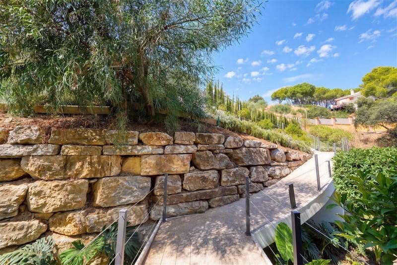 4 soverom Villa til leie i Marbella med svømmebasseng garasje - € 9 500 (Ref: 10179724)