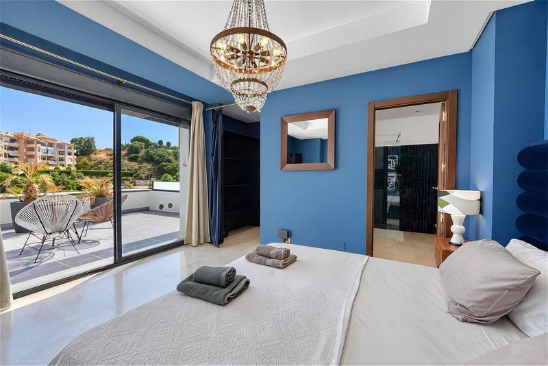4 soverom Villa til leie i Marbella med svømmebasseng garasje - € 9 500 (Ref: 10179724)