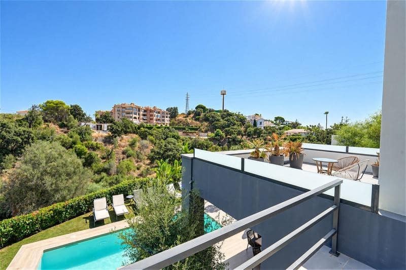 4 soverom Villa til leie i Marbella med svømmebasseng garasje - € 9 500 (Ref: 10179724)