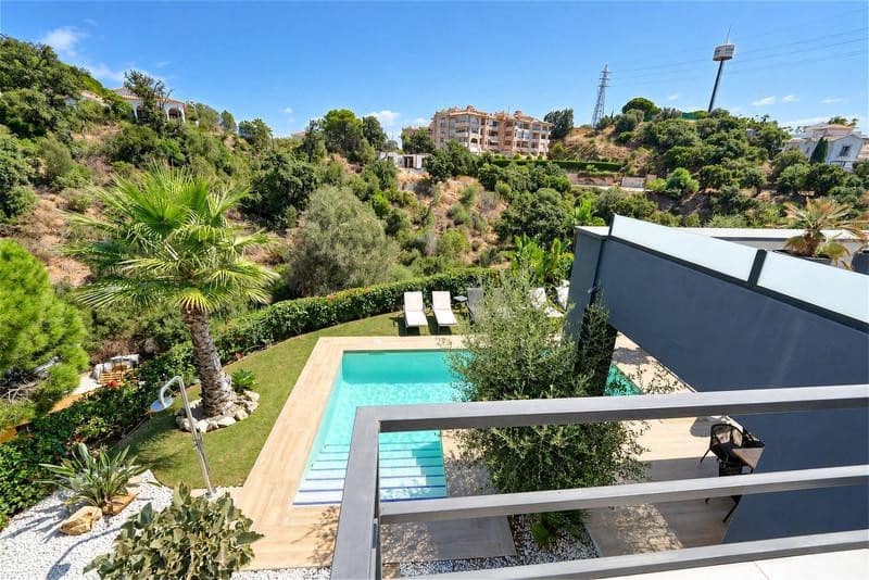 4 soverom Villa til leie i Marbella med svømmebasseng garasje - € 9 500 (Ref: 10179724)
