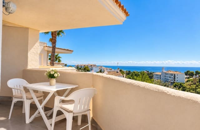 Apartamento de 2 habitaciones en Riviera del Sol, Mijas en venta con piscina garaje - 299.000 € (Ref: 10179726)