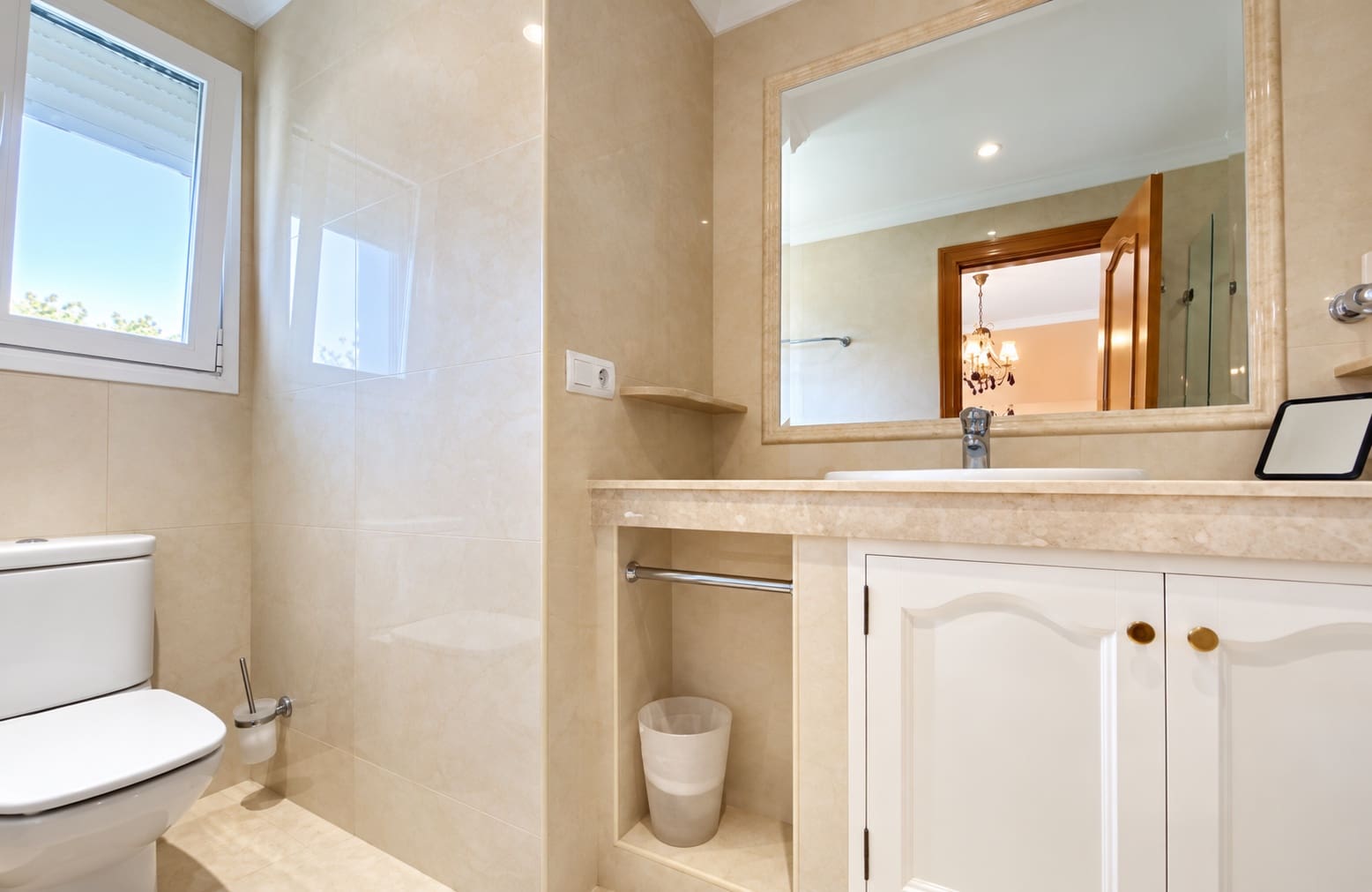 4 soverom Villa til leie i Benahavis med svømmebasseng garasje - € 8 000 (Ref: 10179727)