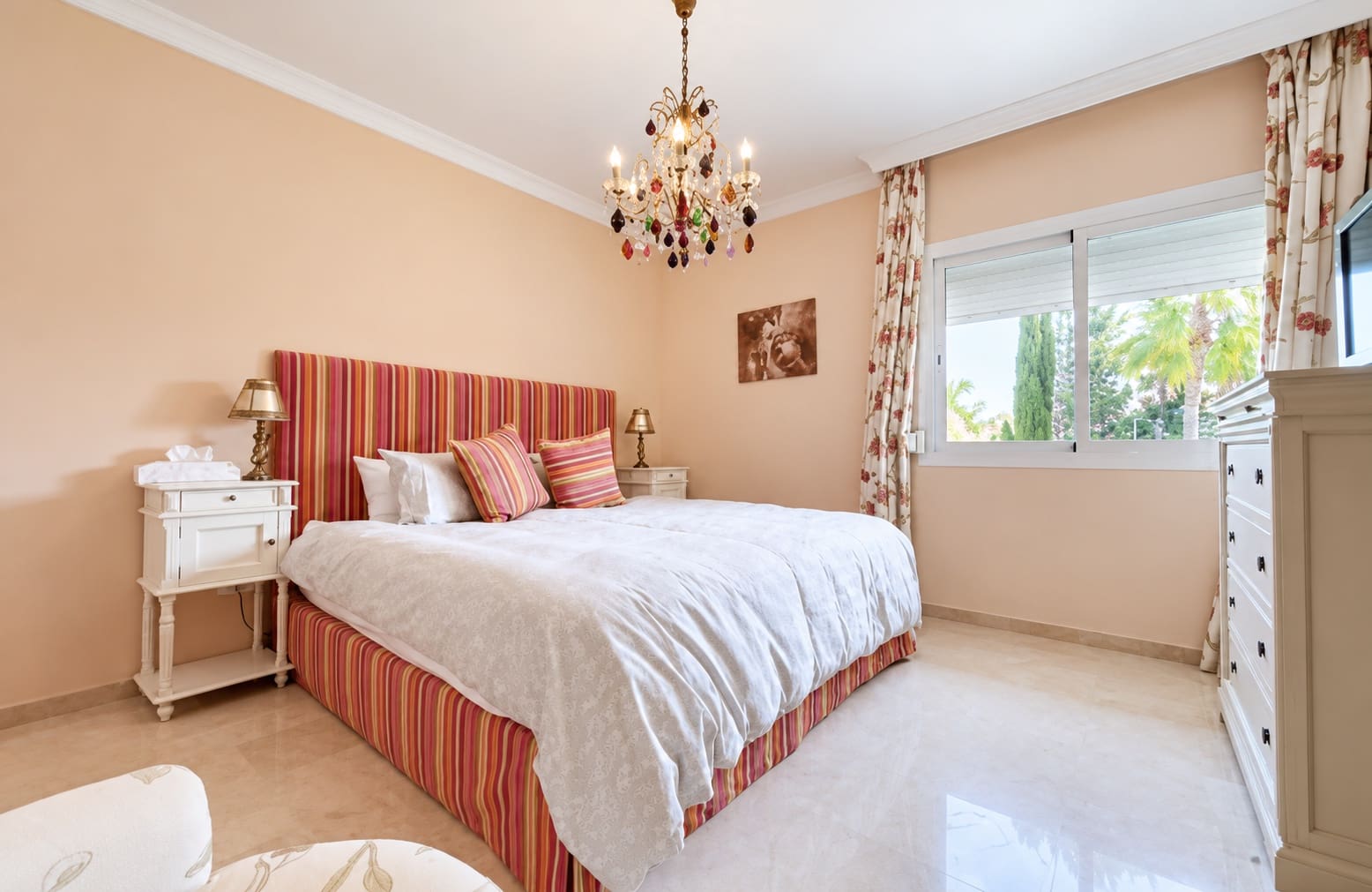 4 soverom Villa til leie i Benahavis med svømmebasseng garasje - € 8 000 (Ref: 10179727)