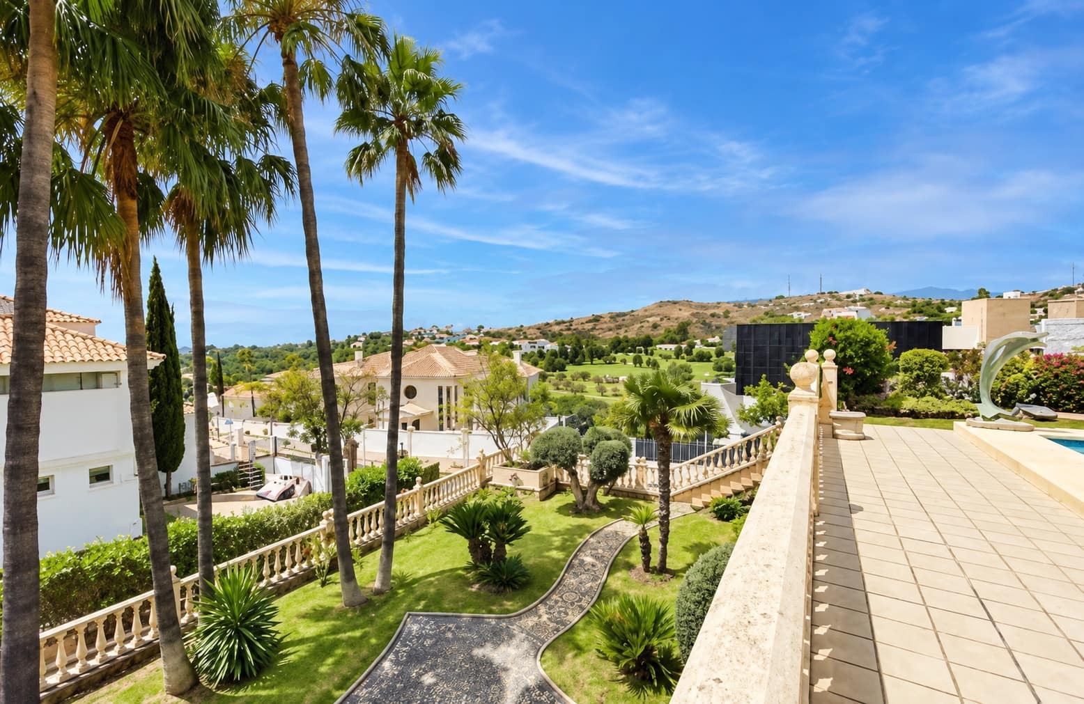 4 soverom Villa til leie i Benahavis med svømmebasseng garasje - € 8 000 (Ref: 10179727)