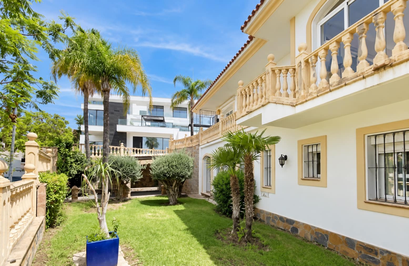 4 soverom Villa til leie i Benahavis med svømmebasseng garasje - € 8 000 (Ref: 10179727)