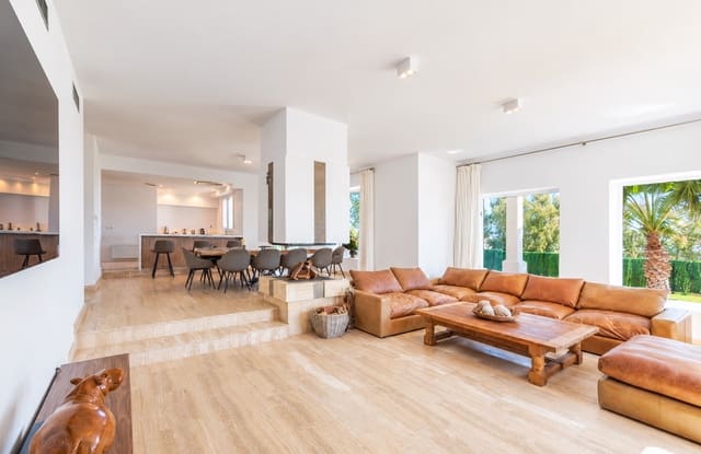 4 soverom Villa til leie i Manilva med svømmebasseng garasje - € 8 000 (Ref: 10179728)
