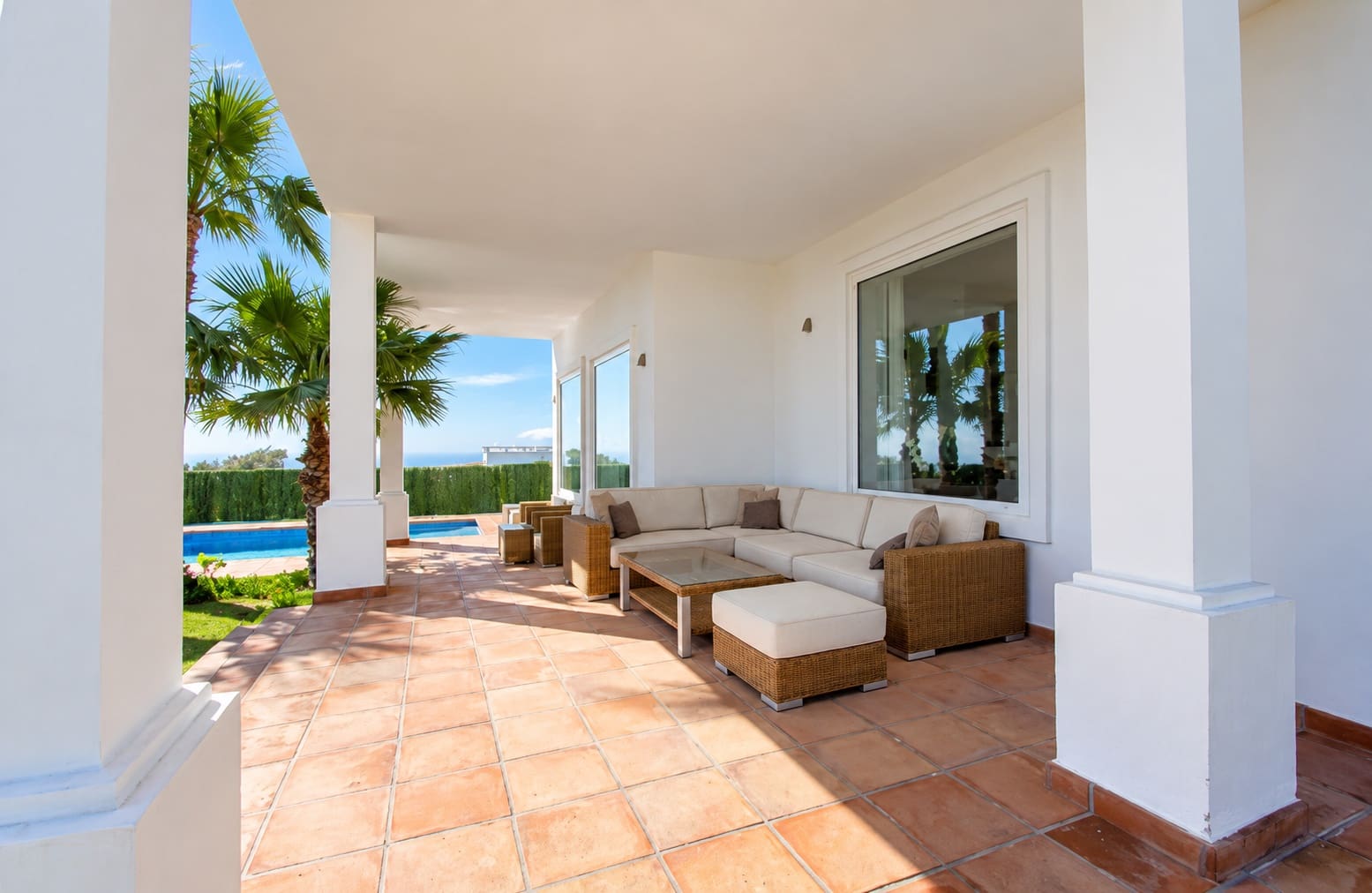 4 soverom Villa til leie i Manilva med svømmebasseng garasje - € 8 000 (Ref: 10179728)