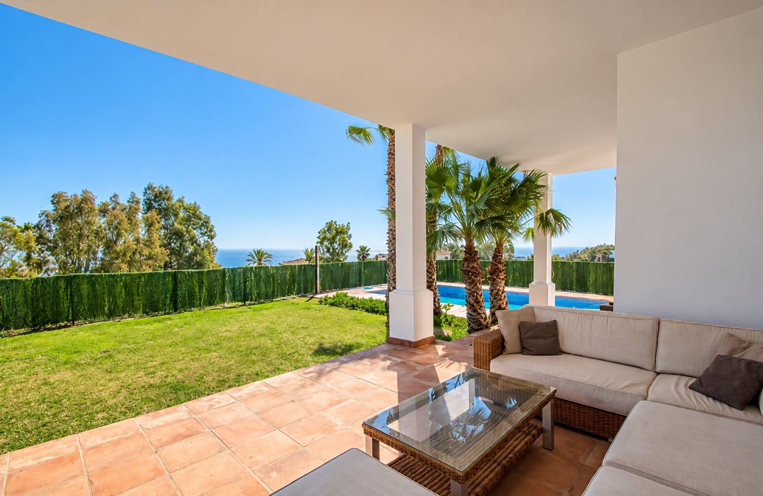 4 soverom Villa til leie i Manilva med svømmebasseng garasje - € 8 000 (Ref: 10179728)