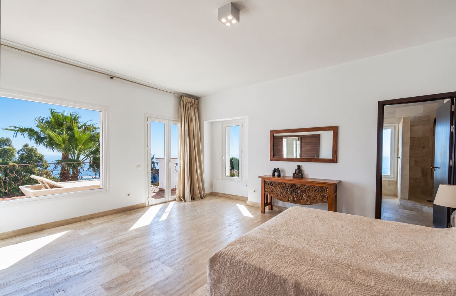 4 soverom Villa til leie i Manilva med svømmebasseng garasje - € 8 000 (Ref: 10179728)